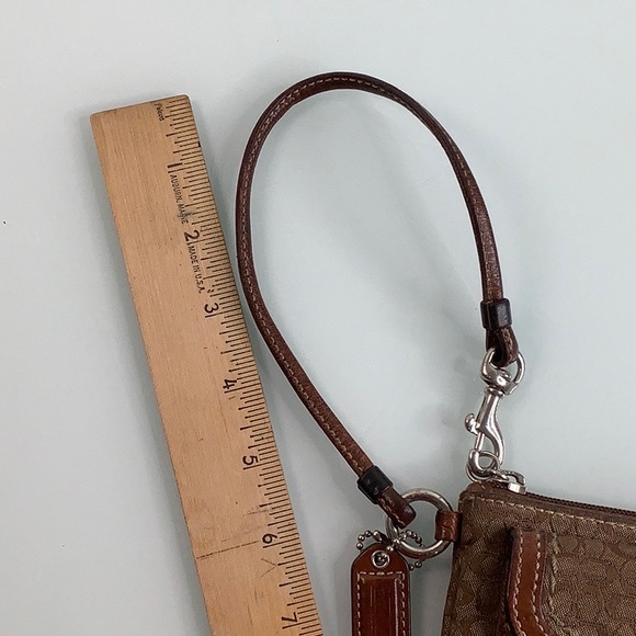 Coach Signature patter leather trim wristlet size 7.5 X 4 - Picture 12 of 13